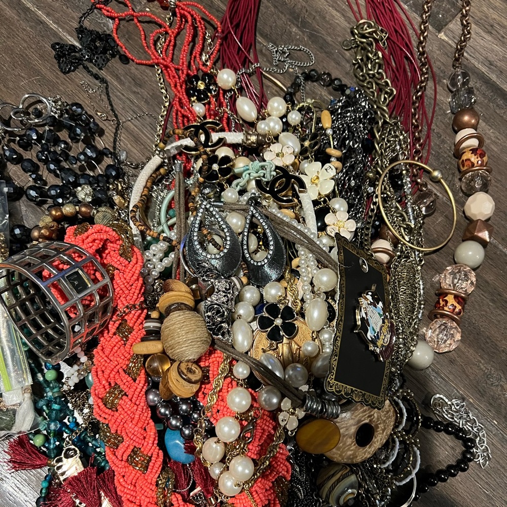 I have a whole pile of jewelry there’s all kinds of things